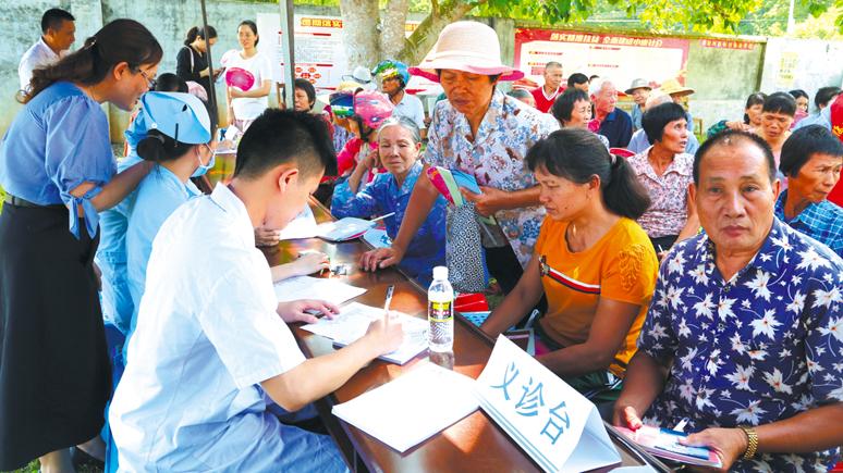 临高县司法局新项目推动法治建设，深化法律服务群众实践